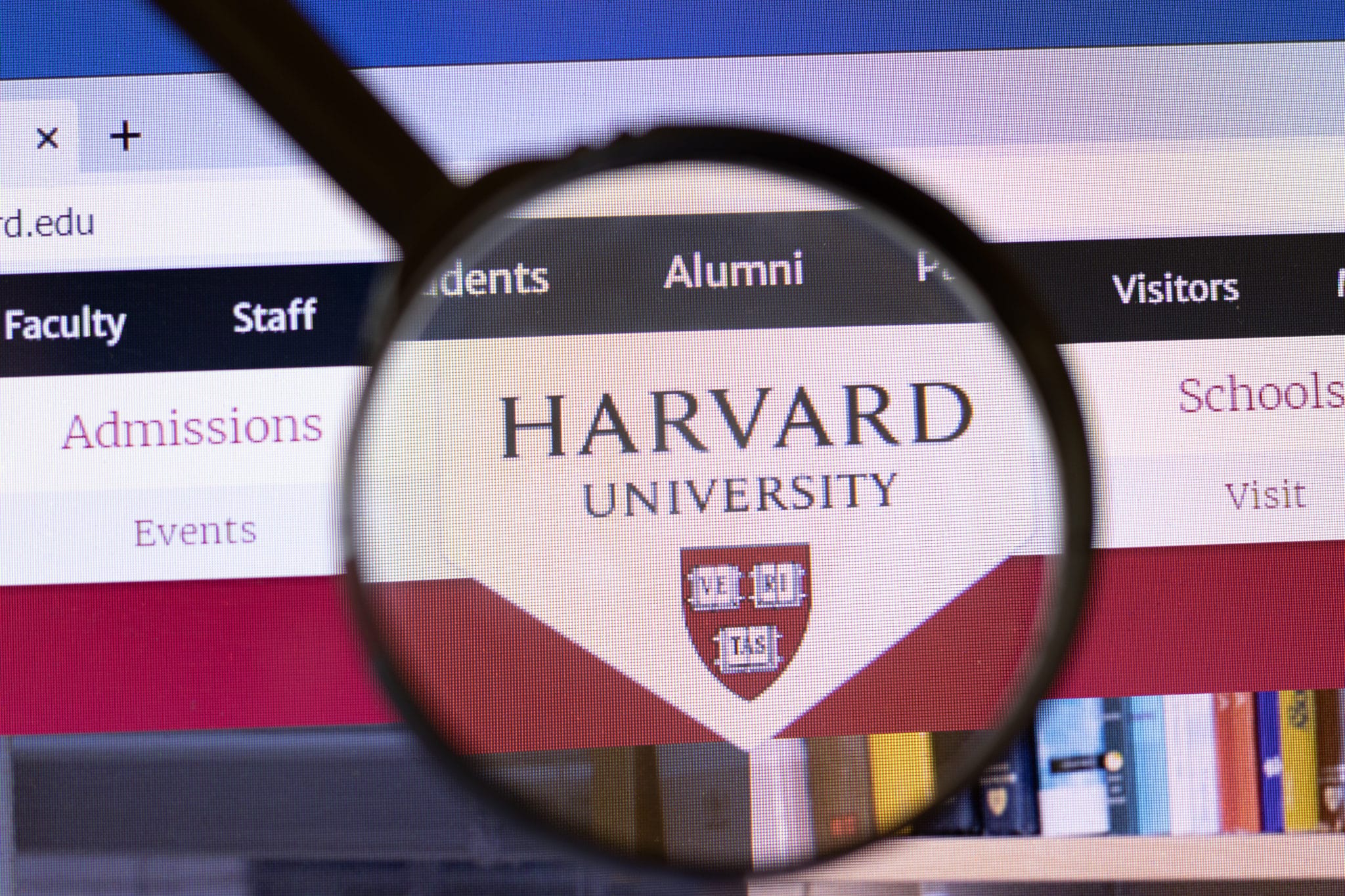 6 Secrets From Harvard Research to Turn Leads Into Students